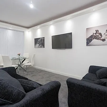 House * Leeds (West Yorkshire)