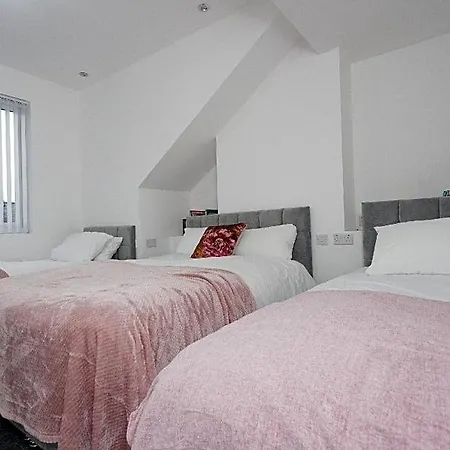 House Leeds (West Yorkshire)