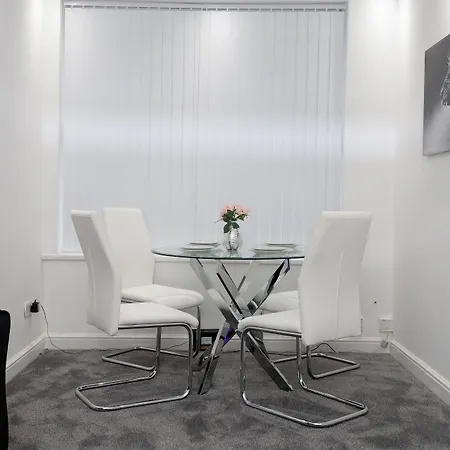 Apartment House Leeds (West Yorkshire)